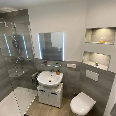 Schoene „zum Glueck“ Appartement Eisenach