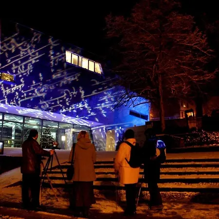 Schoene „zum Glueck“