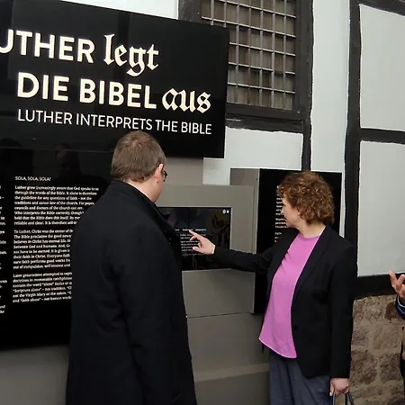 Schoene „zum Glueck“