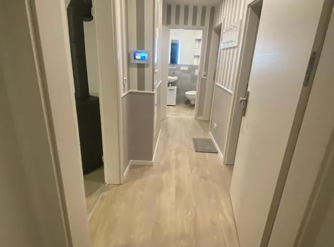 Schoene „zum Glueck“